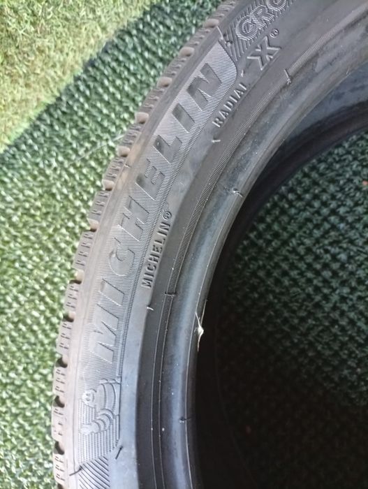 225 40 18 Pirelli și Michelin m+s