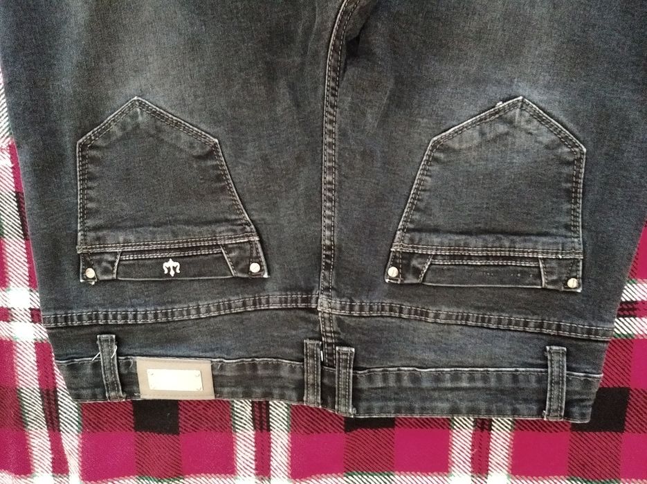 Дамски дънки два чифта