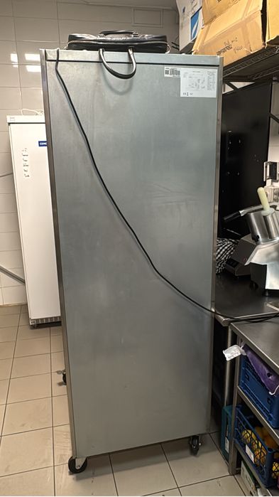Frigider inox Maxima 800 litri
