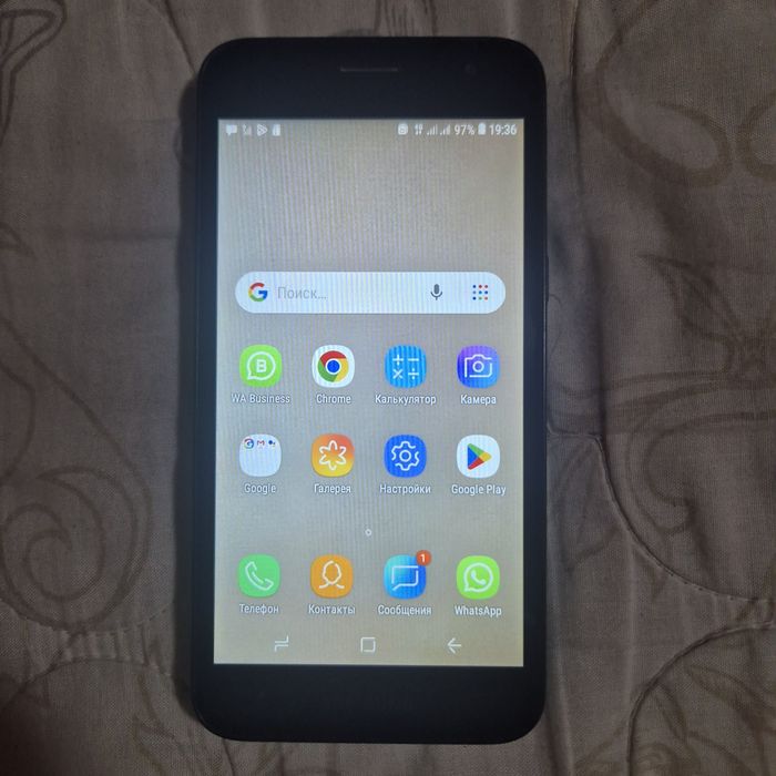 Самсунг J260f 8гб