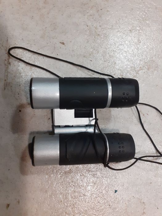 Ловен малък бинокъл