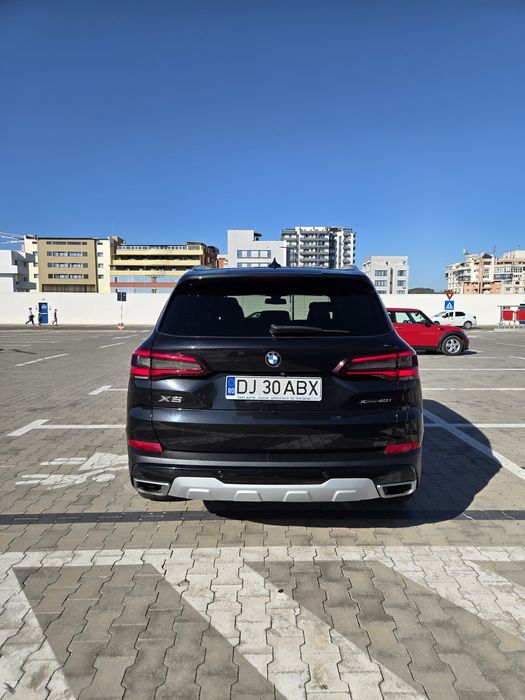 BMW X5 2020 — imagine 5