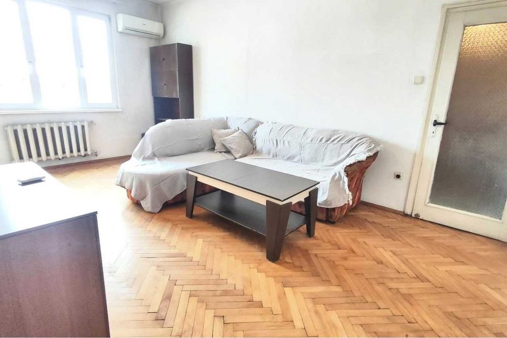 Дава се под наем Двустаен апартамент в София, Център - 70 кв.м за 189900 € - Снимка #3