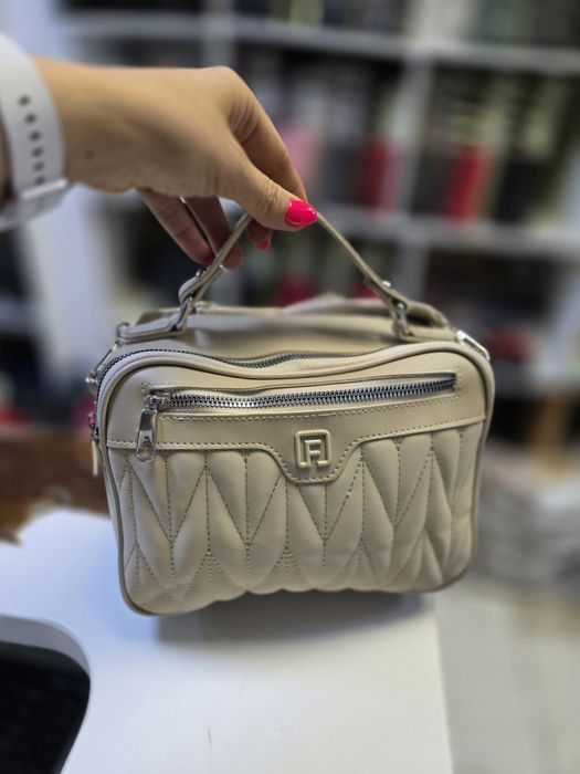 Дамска чанта – ежедневна, през рамо-цветове