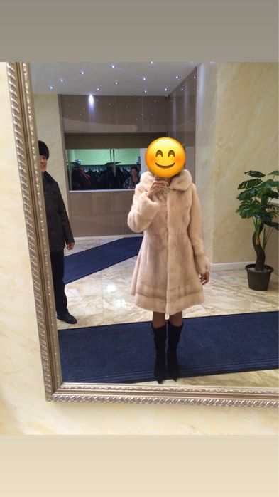 Продам норковую шубу