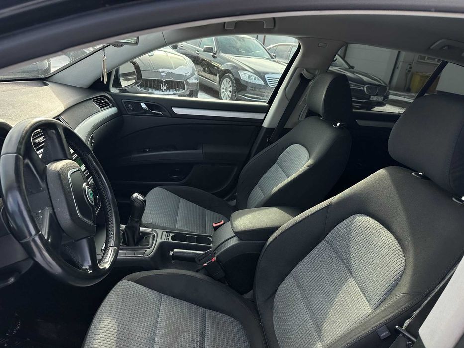 Skoda Superb 2,0 tdi 2011 euro 5 accept variante !