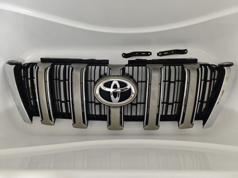 Решотка радиатора TLC Prado 150