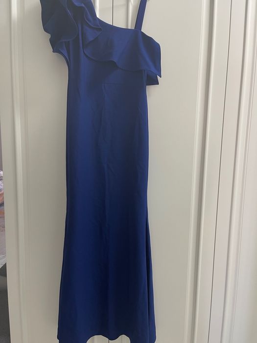 Вечернее платье в отличном состоянии