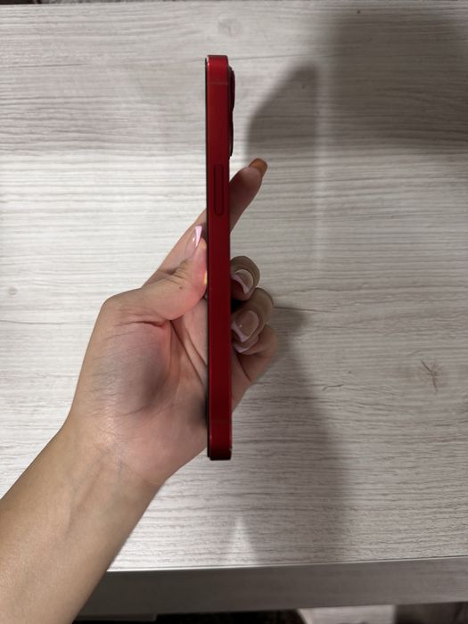 Продам iPhone 13,  128 гб