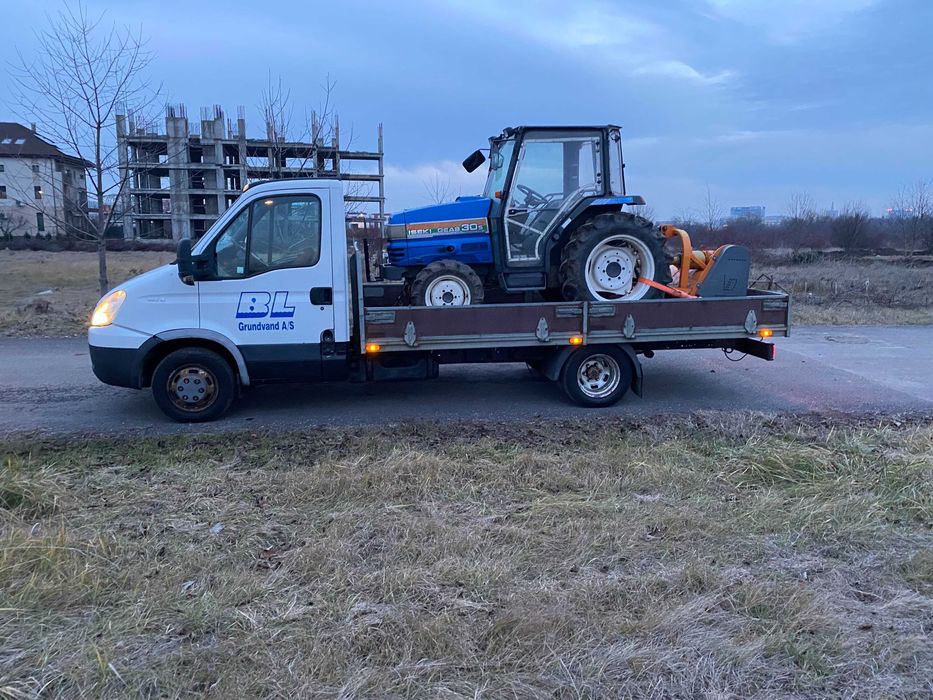 Elimina ambrozia ! curatare teren de ambrozie si alta vegetatie