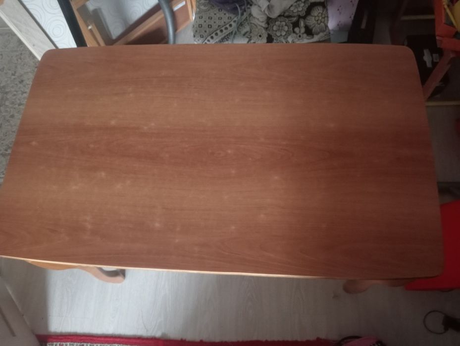 Кухонный стол обычный