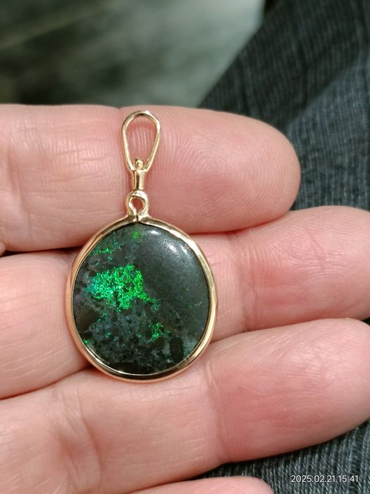 Vind pandantiv din aur 14kt cu opal