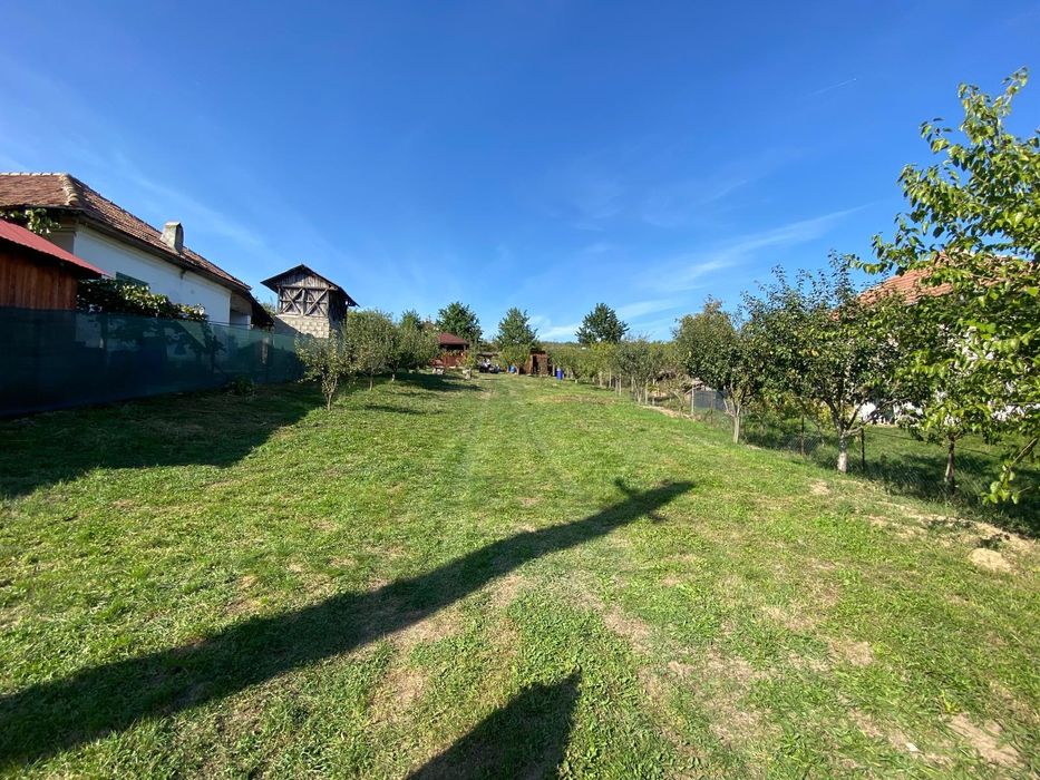 Vând teren  intravilan 772 mp, Golești, Vâlcea