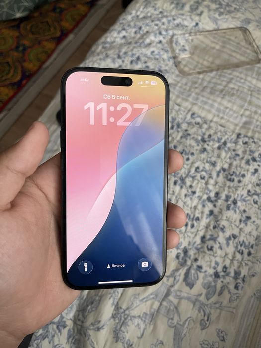 Iphone 15 128gb.