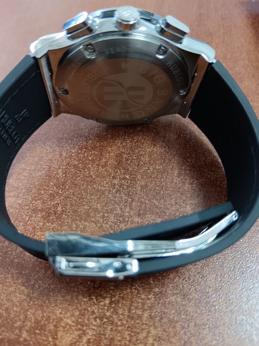 Продам часы Хаблот. Новые