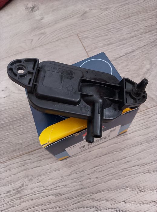 Senzor presiune la Volvo v 50 și alte mărci  cod produs 10.3268