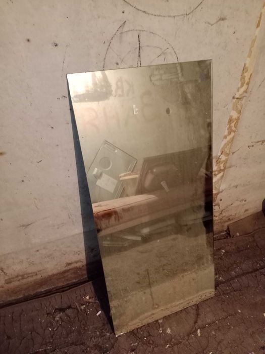 Продам зеркала адрес 6 мкр