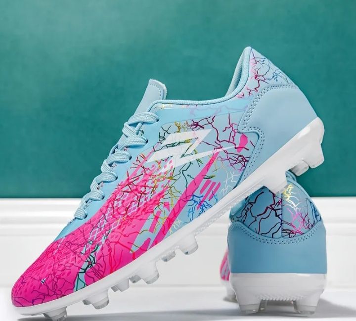 Продам футбольные бутсы 42-43 размер