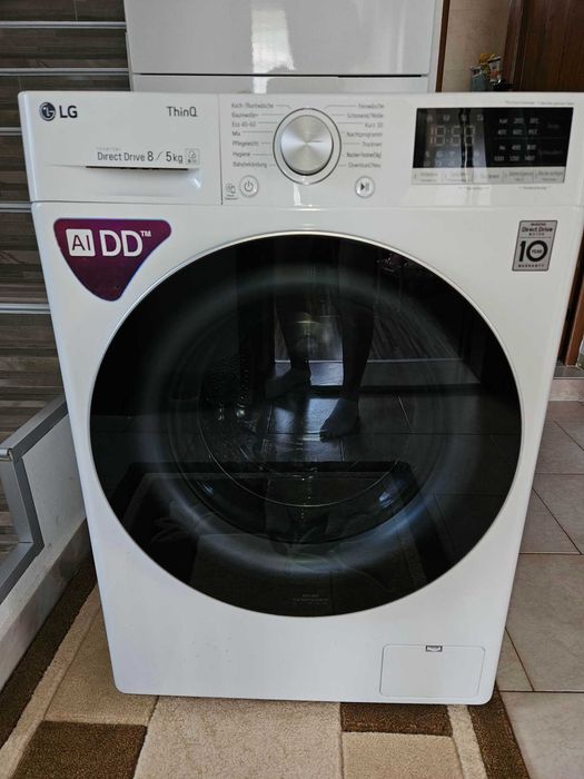 Продавам пералня със сушилня LG ThinQ AI DD – 8/5 кг – като нова!