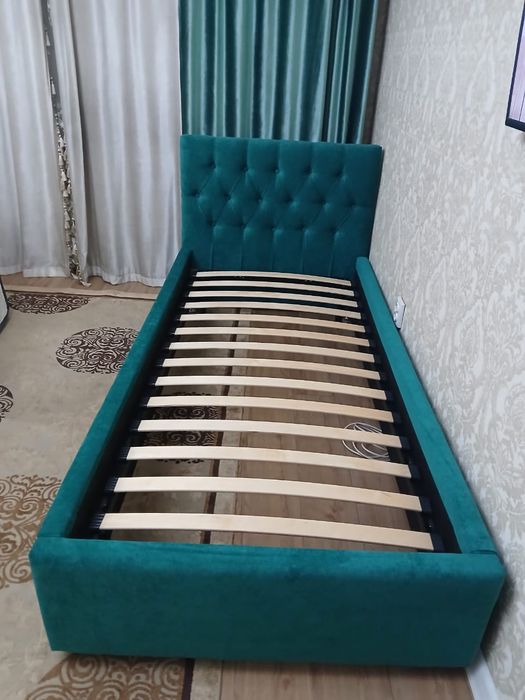 Кровать односпальная