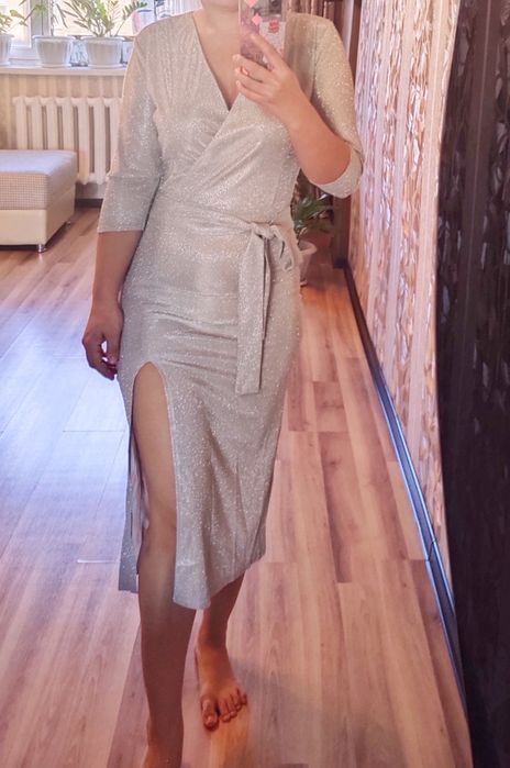 Платье вечернее блестящее серебро