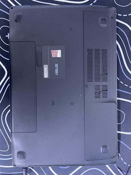 Ноутбук ASUS N56V
