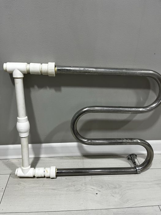 Змейка для ванной
