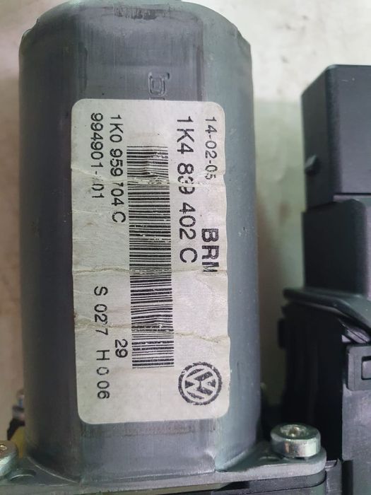 Motoras macara dreapta spate 1k4839402c Volkswagen VW Golf 5 [2003 -