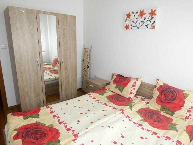 Дава се под наем Тристаен апартамент в Банско - 70 кв.м за 331.5 € - Снимка #5