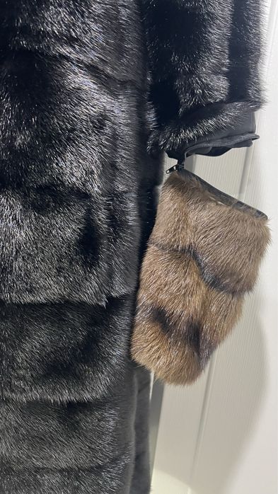 Продам норковую шубу