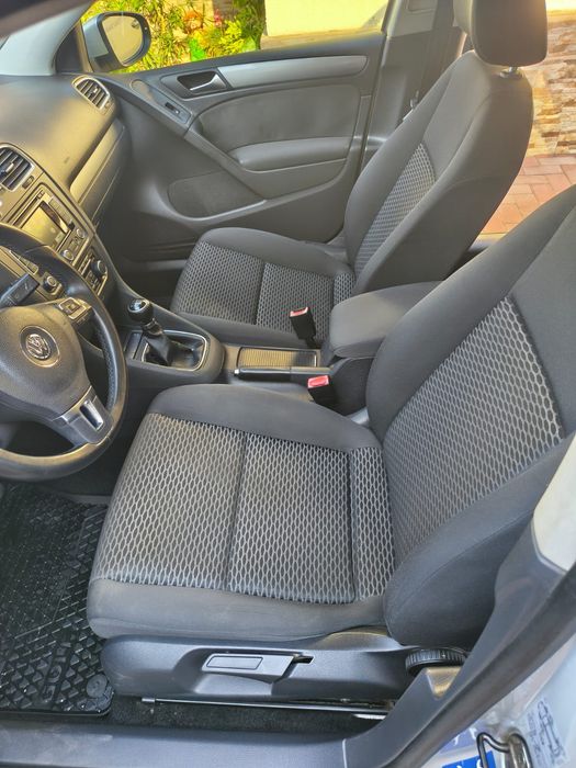 Volkswagen Golf 6, an 2013, 1.6 TDI Bluemotion