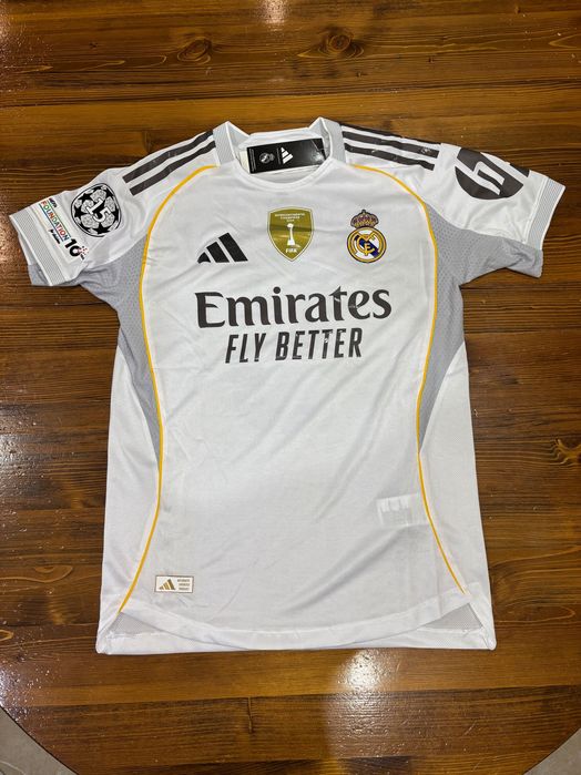 Футболни тениски 2025/26