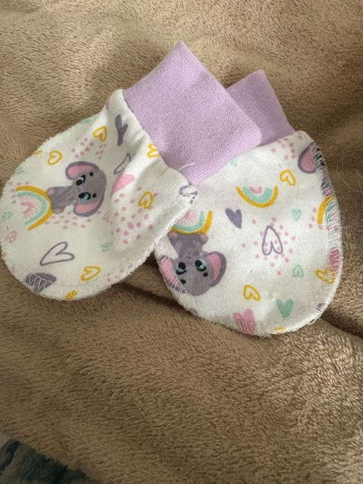 Продаються детские рукавички