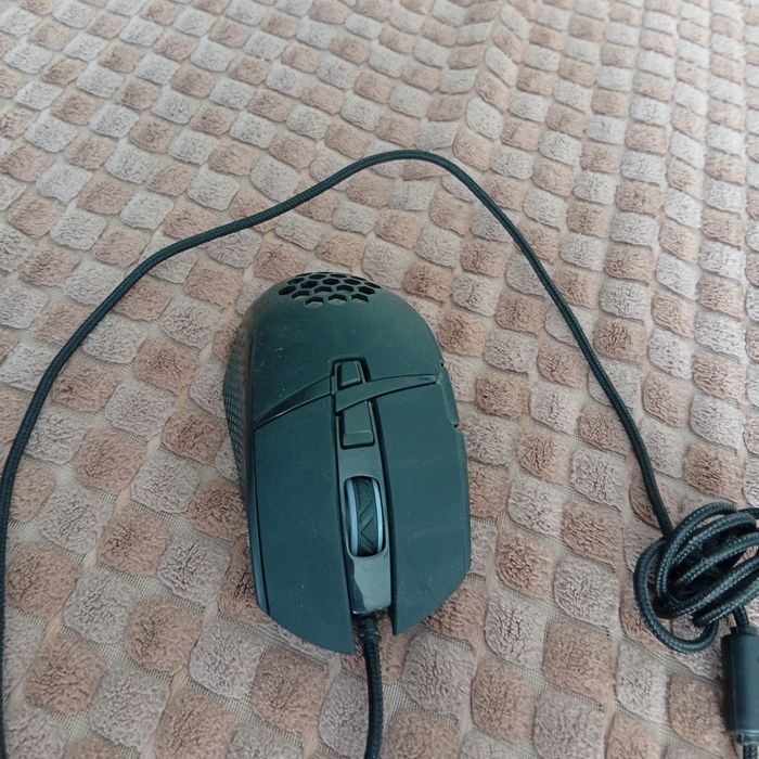 Vând mouse marvo