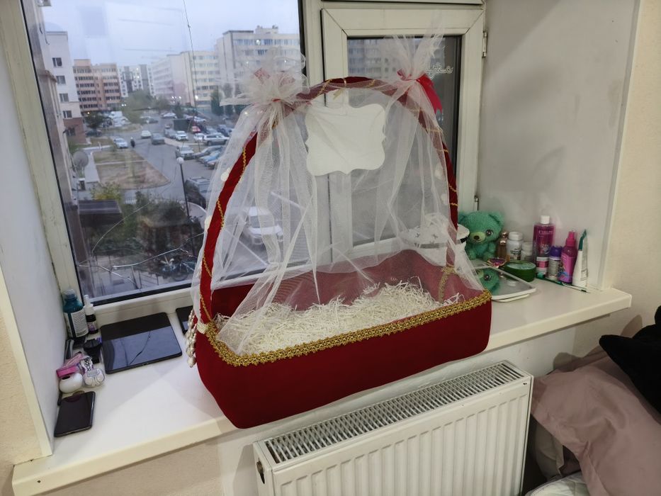 Корзина для тоев