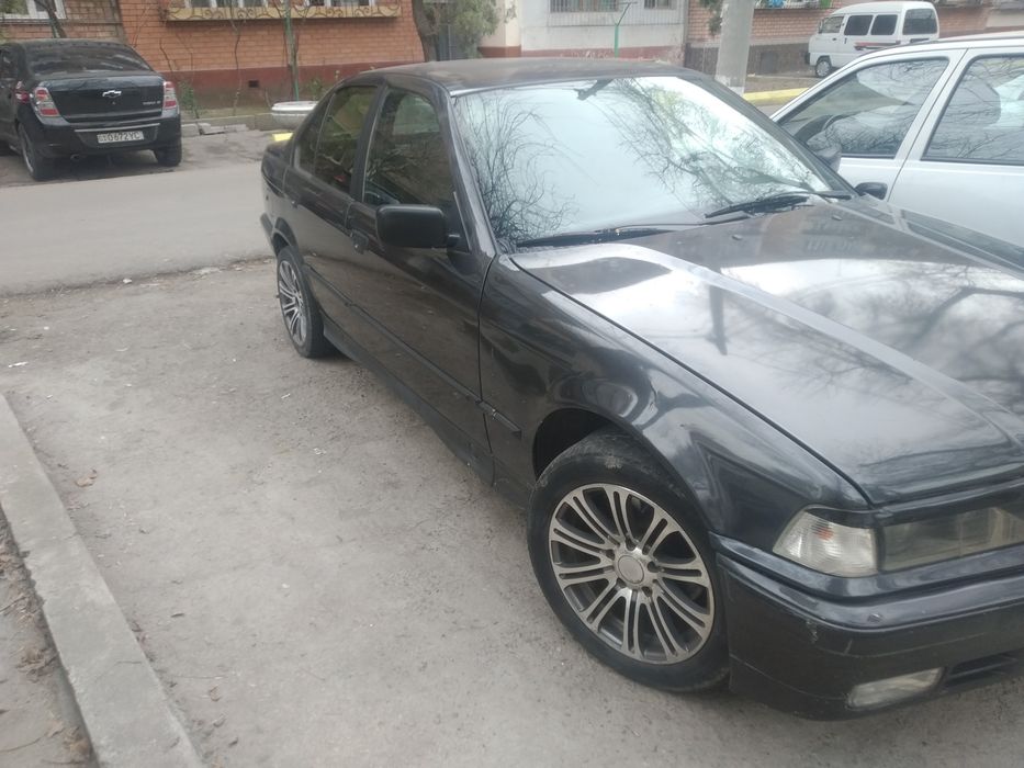 Bmw E36 в хорошем состоянии
