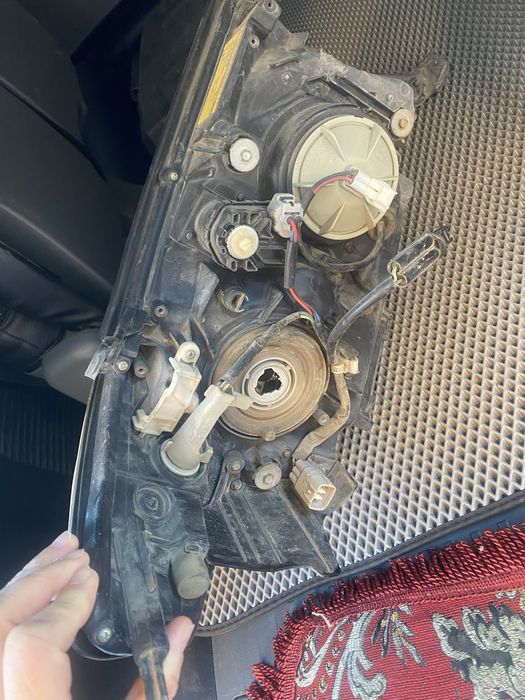 Фары ленд крузер 200