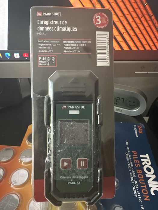 Aparat integistrare/monitorizare temperatura si umiditate relativa