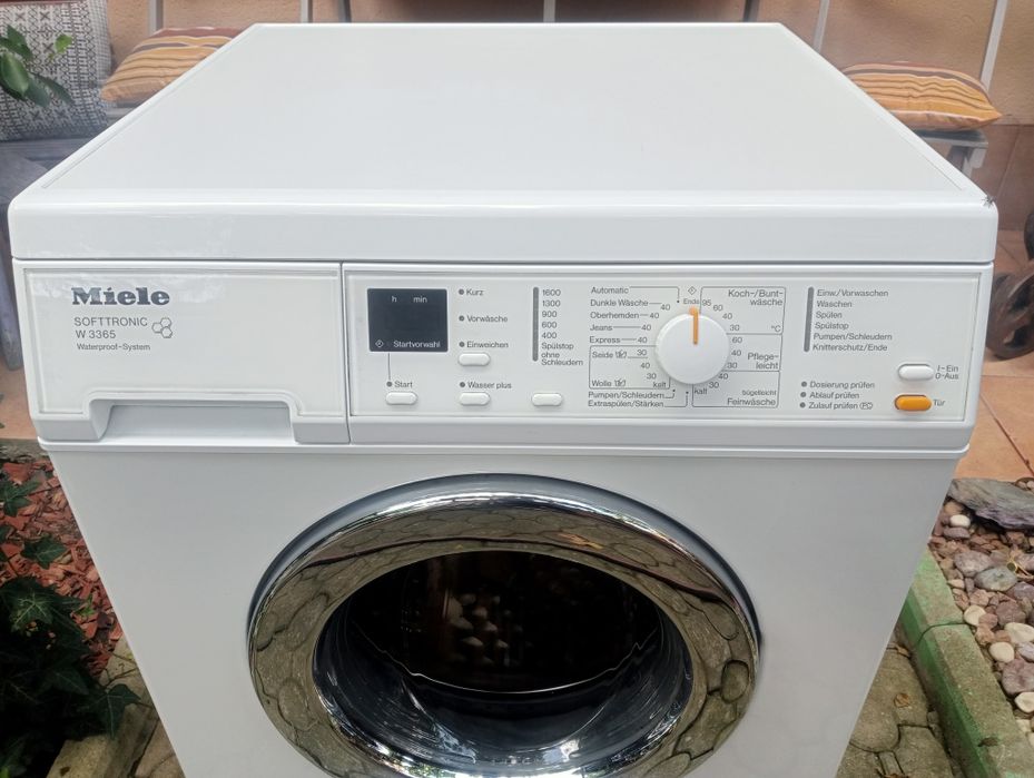 Miele Softronic Masina spalat Premium Germana Clasa AAA 8KG 1600 Rot.