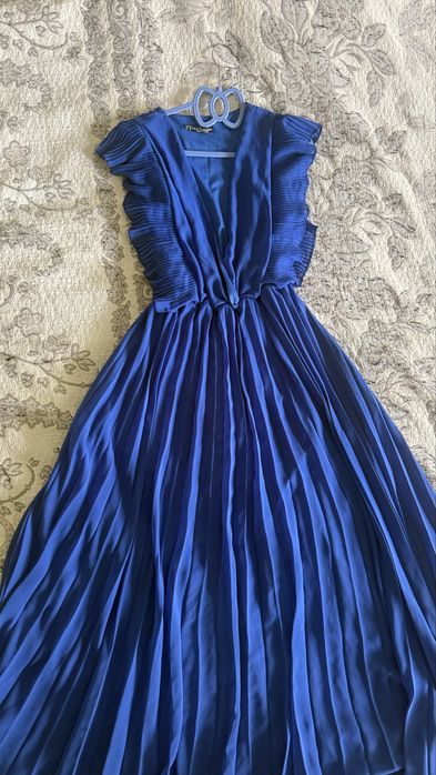 Поатье женское в синем цвете