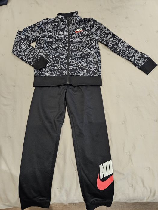 Детски екип NIKE 116-122