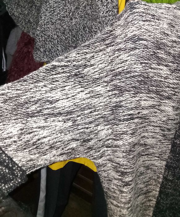 Женская кофта вязаная