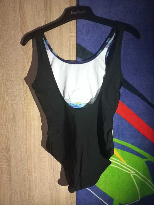 Costum de baie intreg cu model floral pentru femei marimea S-M ieftin!