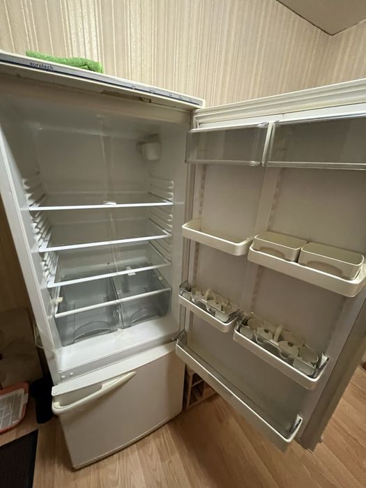 Холодильник eurotech