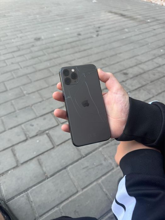Iphone 11 pro sau schimb