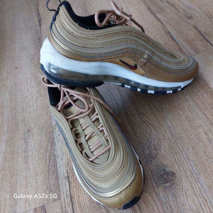 Маратонки Nike женски