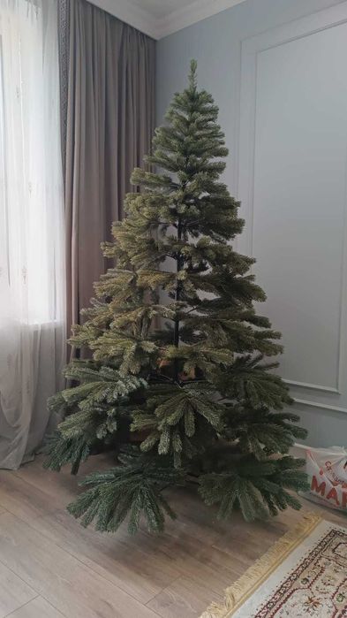 Продам новогоднюю ёлку