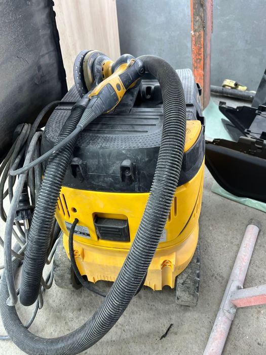 Пылесос Mirka DE 1230 L