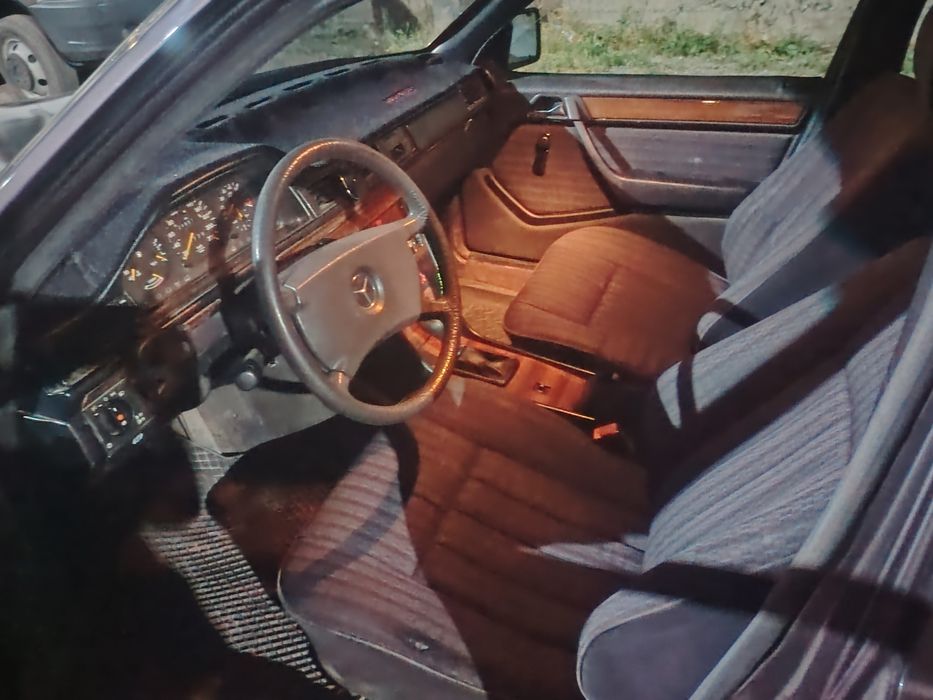 Мерседес 124 сатылады