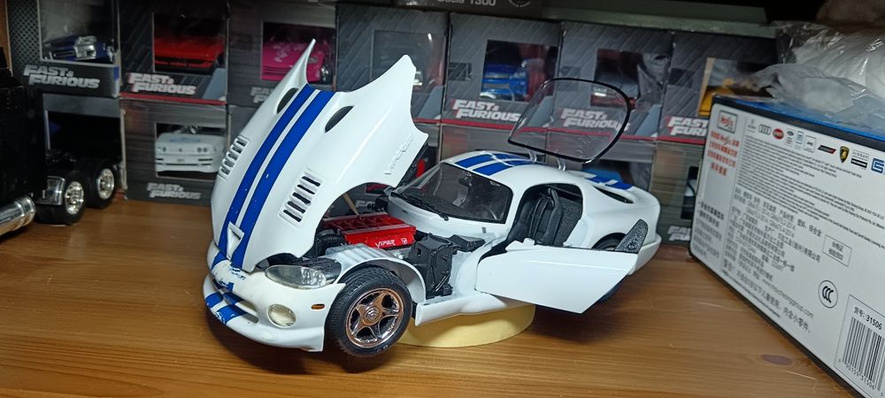 Macheta dodge viper gts